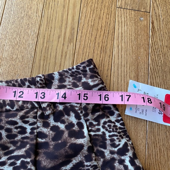 Flowy leopard shorts - Picture 5 of 6